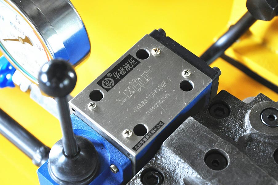 本田汽油機(jī)，野外作業(yè)機(jī)動泵液壓站